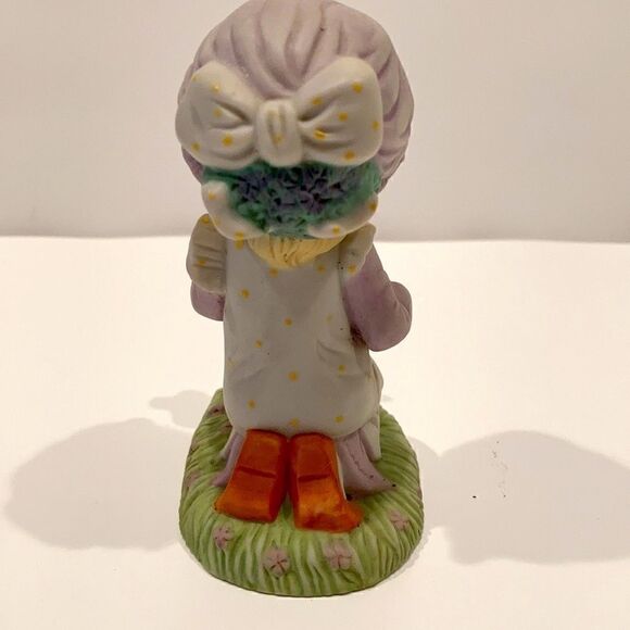 Megan and Friends Girl with Bunny Figurine - Picture 4 of 6